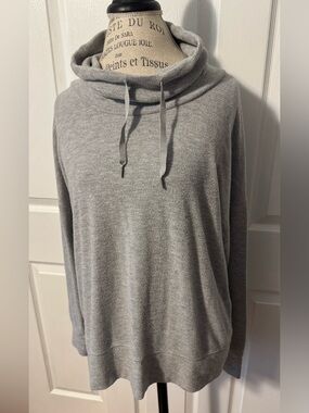 Banana Republic Cozy Gray Cowl Neck Sweater Large Petite